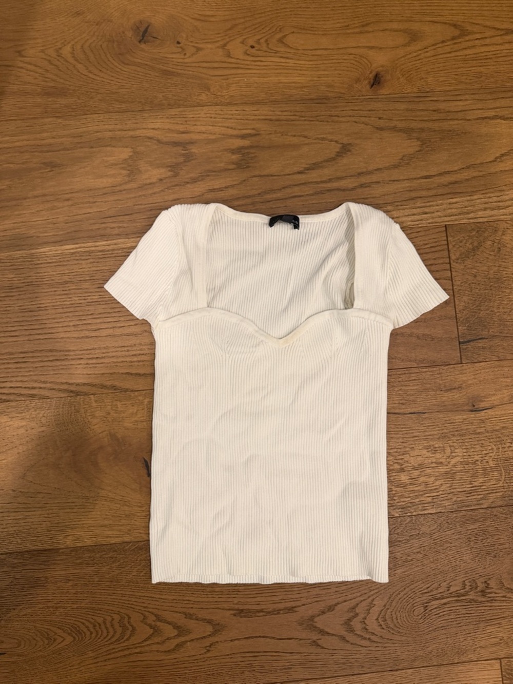 Lucy Paris White Ribbed Sweetheart Short Sleeve Top